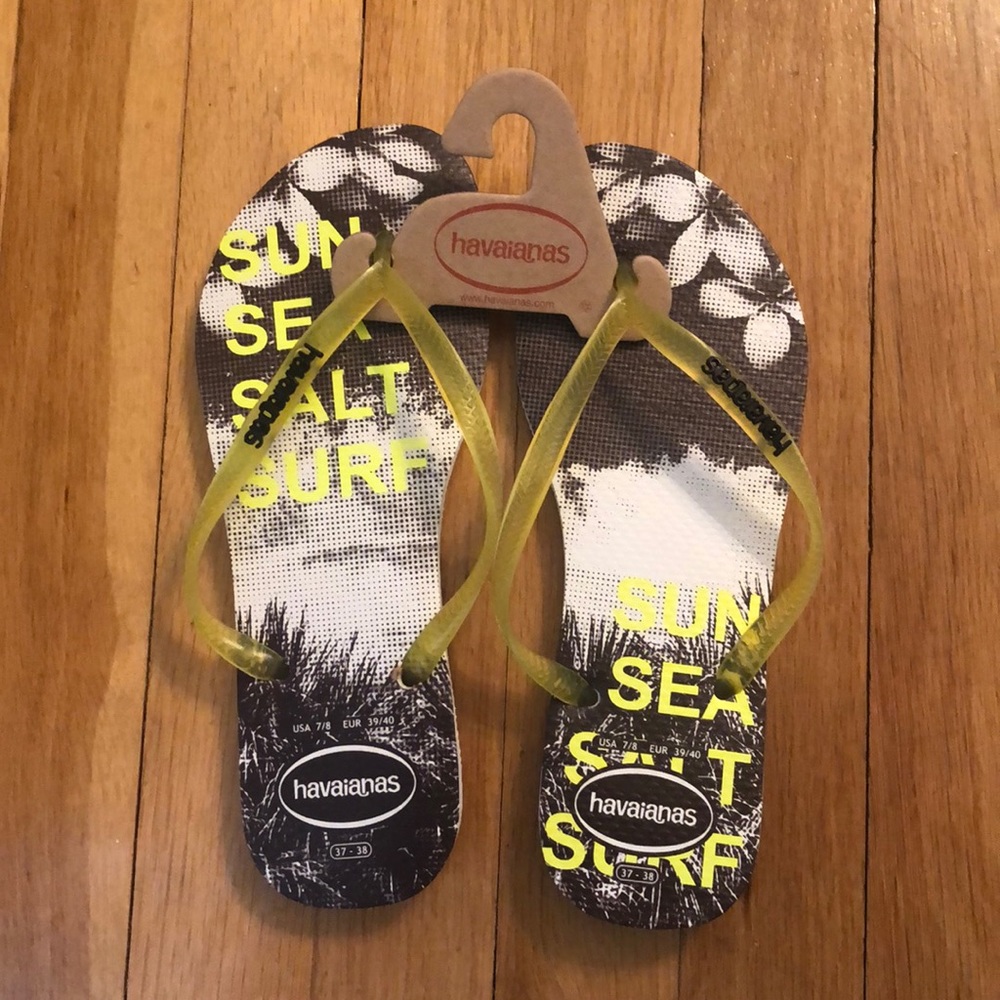 Brand new with tags Havaianas flip flops
